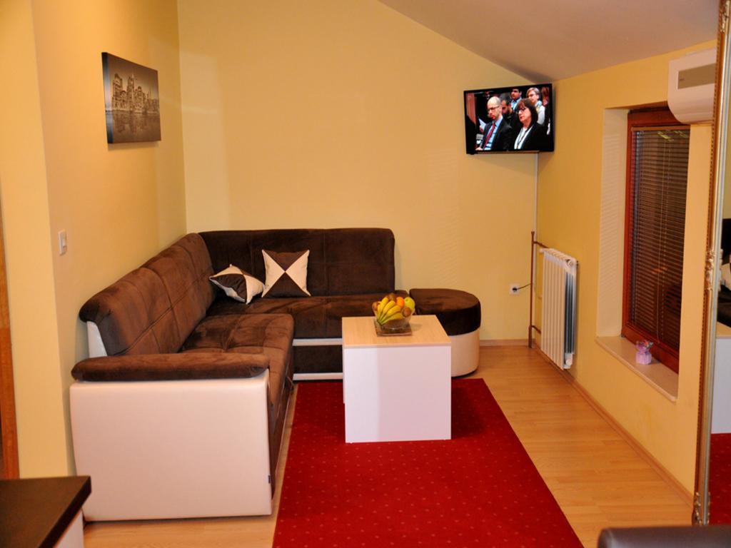 Hotel Arizona Sarajevo Lukavica Ruang foto